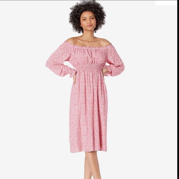 WAYF Smocked Waist Off Shoulder Midi Dress - Picture 15 of 15